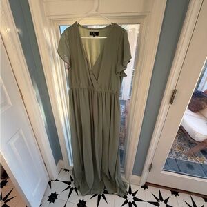 Lulu's Soft Green Maxi Dress